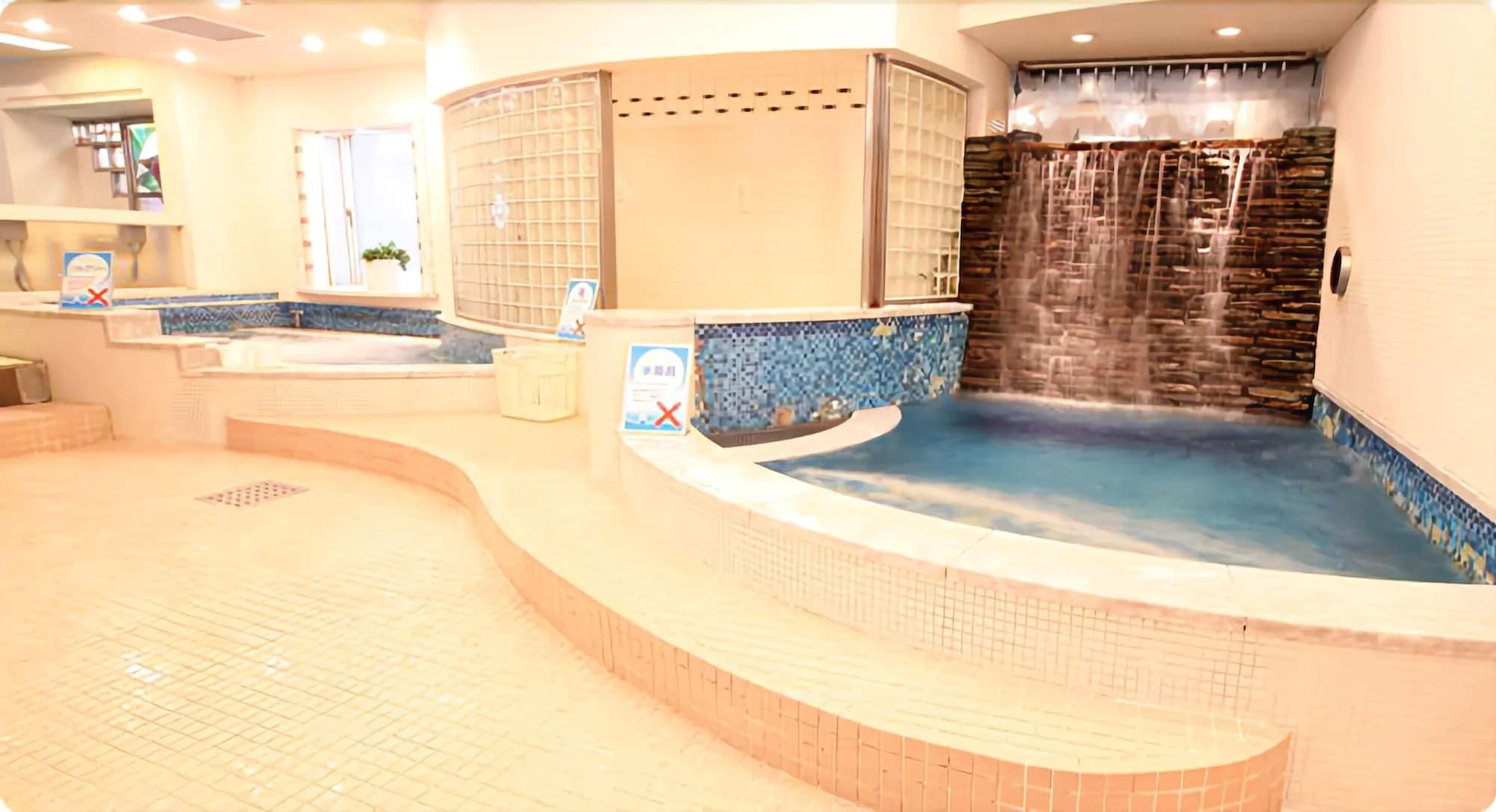 Capsule Inn Osaka - Caters To Men Exterior foto